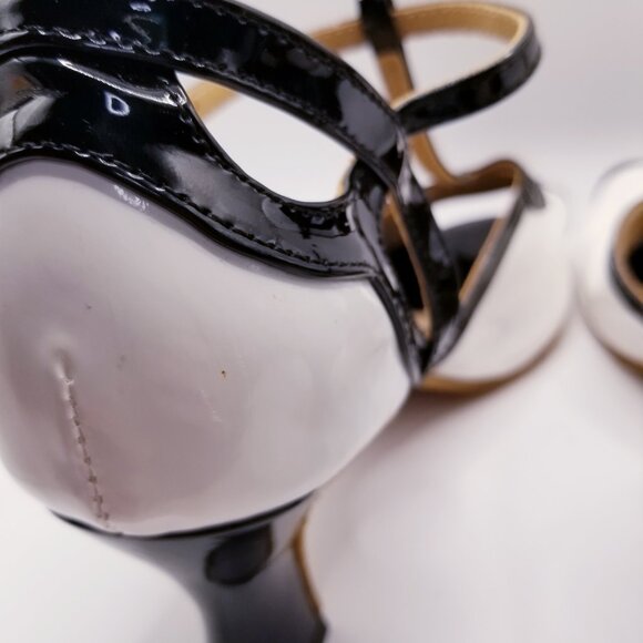 40s Style Dance and Sway White Patent Leather Peep Toe T-strap - Size 8-9 - Picture 5 of 7